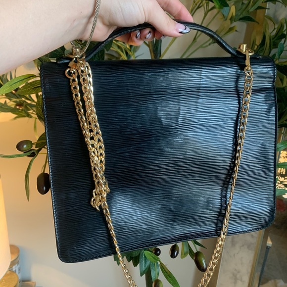 Louis Vuitton Epi Leather Bag - Picture 4 of 8